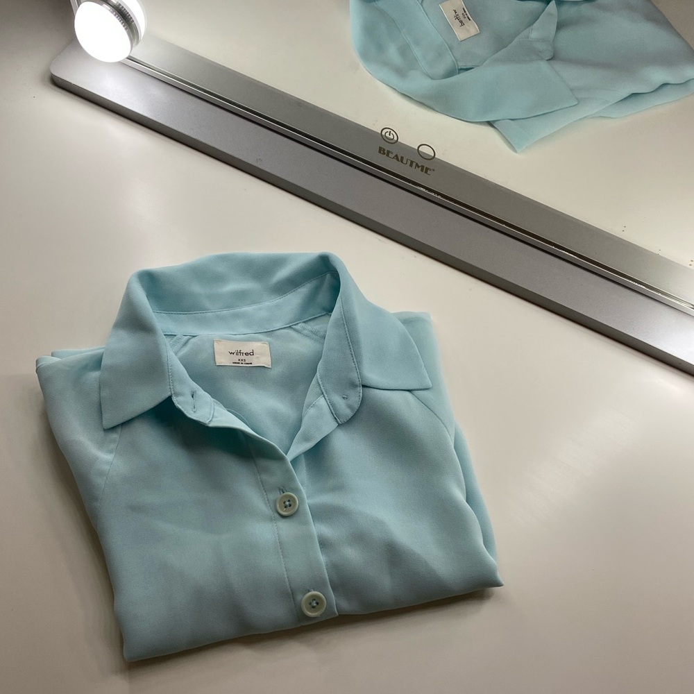 Aritzia Wilfred Blouse